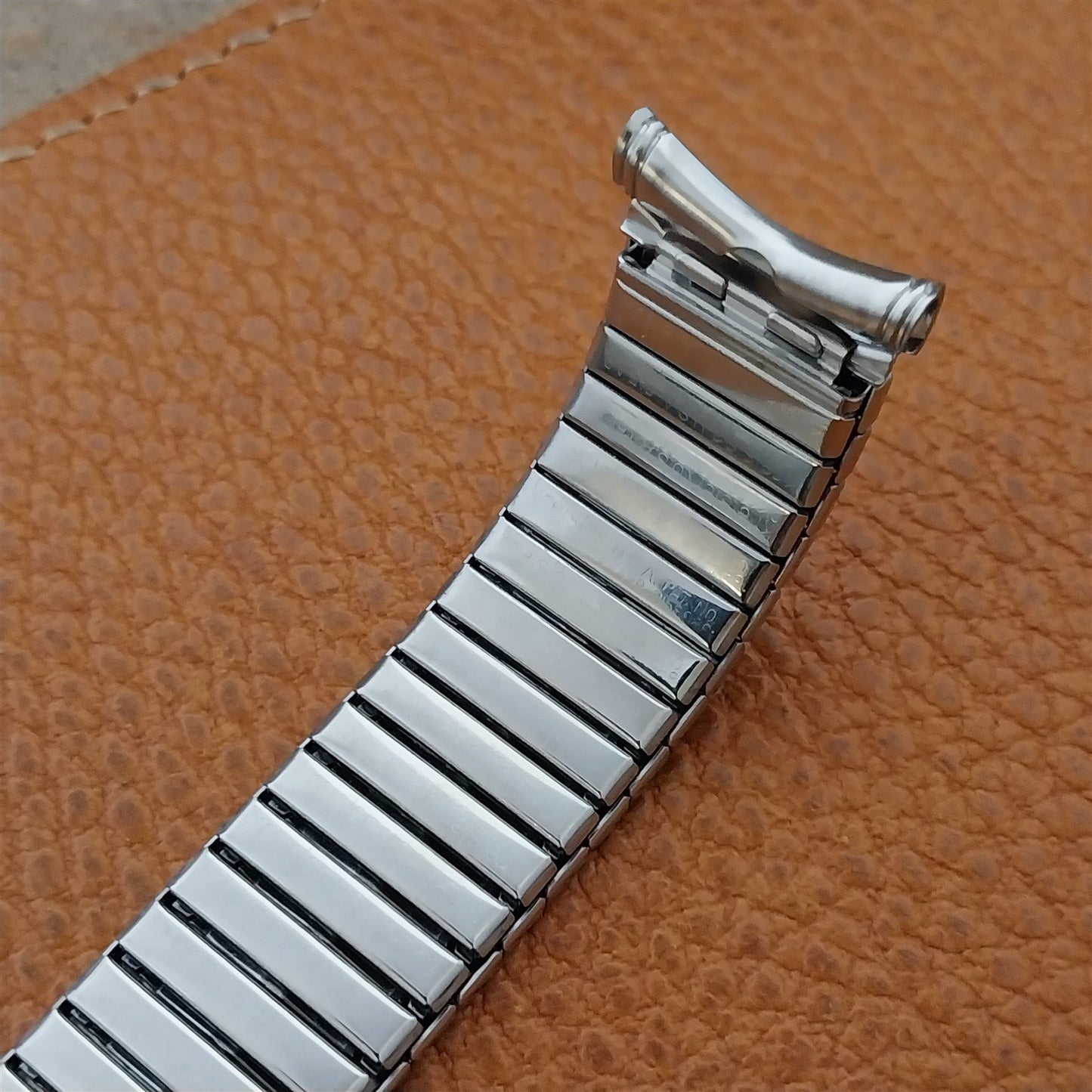 Long Kreisler 19mm 18mm 17mm Stainless Stretch Unused 1960s Vintage Watch Band