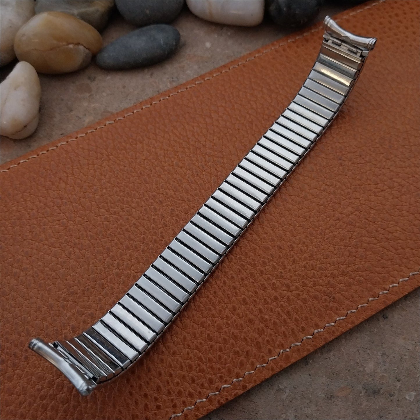 Long Kreisler 19mm 18mm 17mm Stainless Stretch Unused 1960s Vintage Watch Band