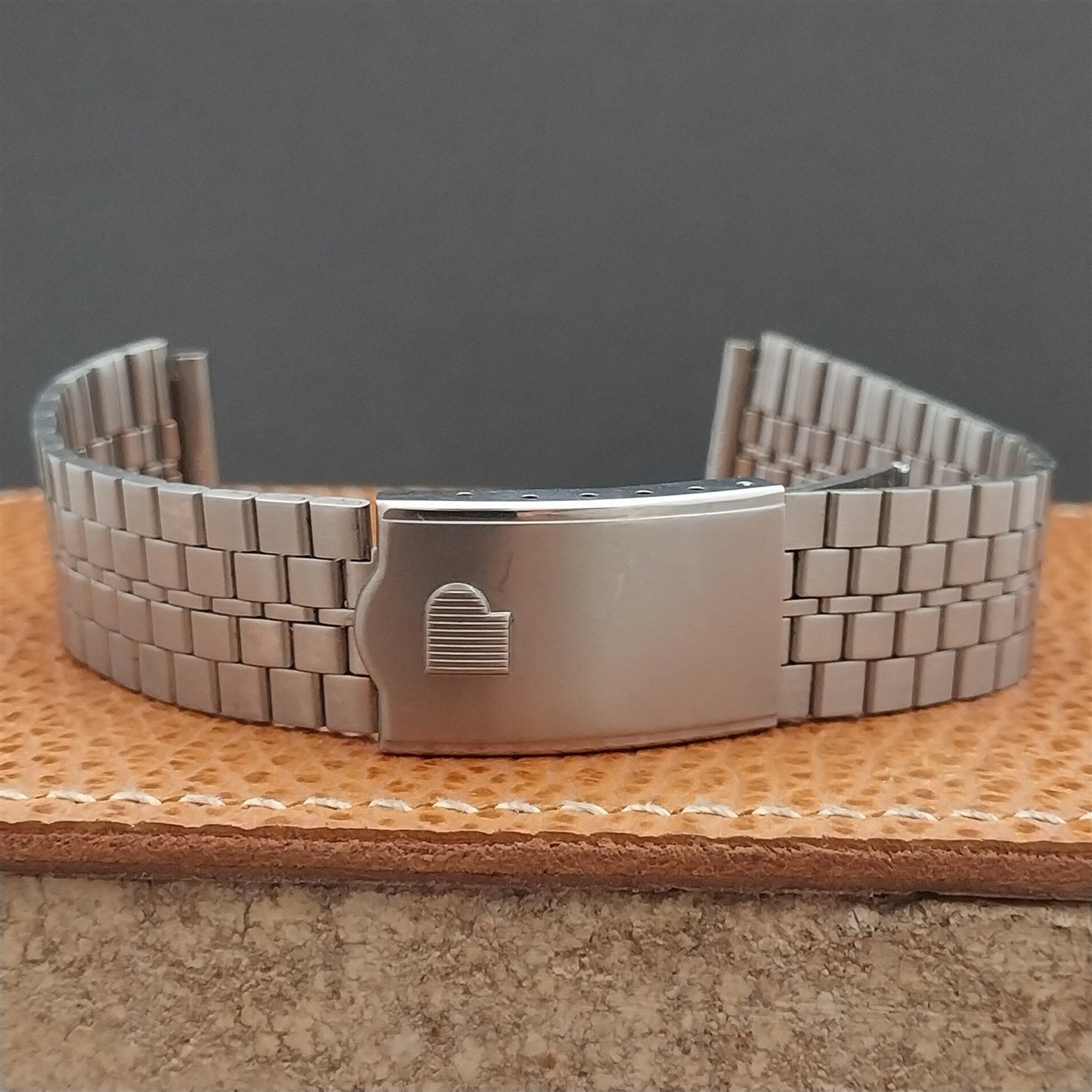 20mm Vintage Pulsar Stainless Steel 047MC Classic Unused Watch Band