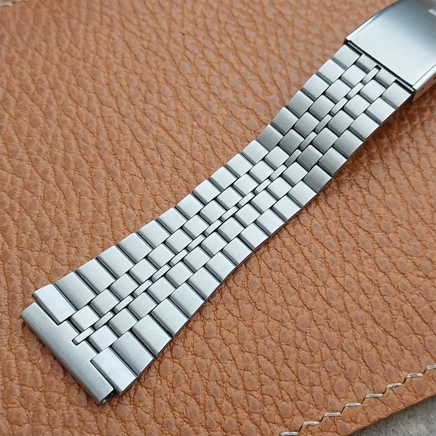 20mm Vintage Pulsar Stainless Steel 047MC Classic Unused Watch Band