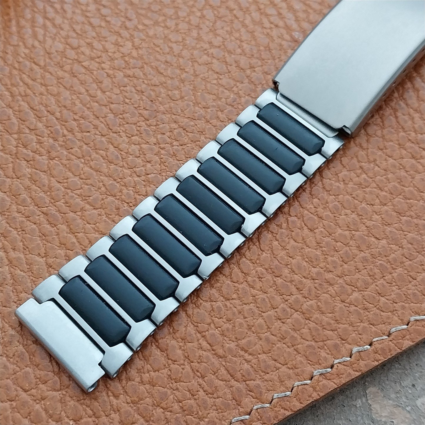 18mm Black & Stainless Steel Speidel Flared Unused nos Vintage Watch Band