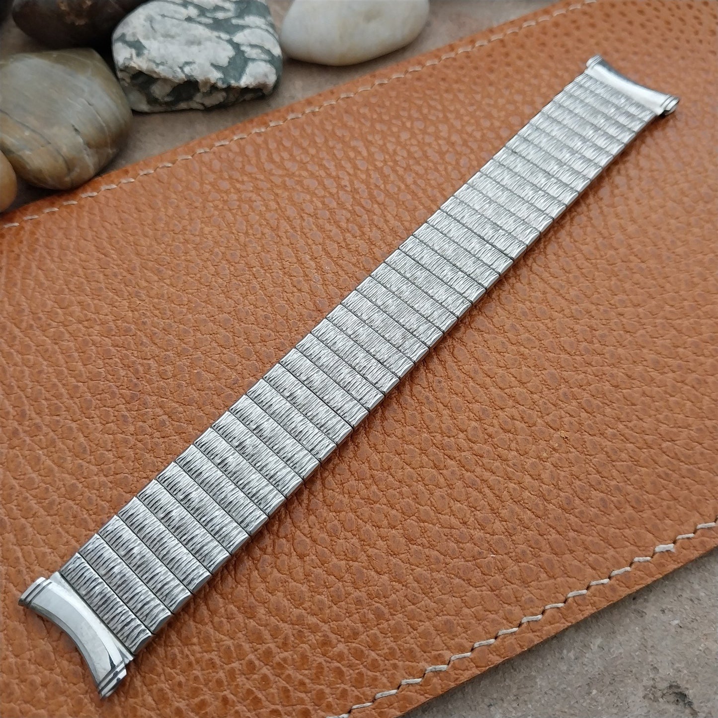 19mm 18mm 17mm Kreisler Stainless Steel Stretch Unused 1960s Vintage Watch Band