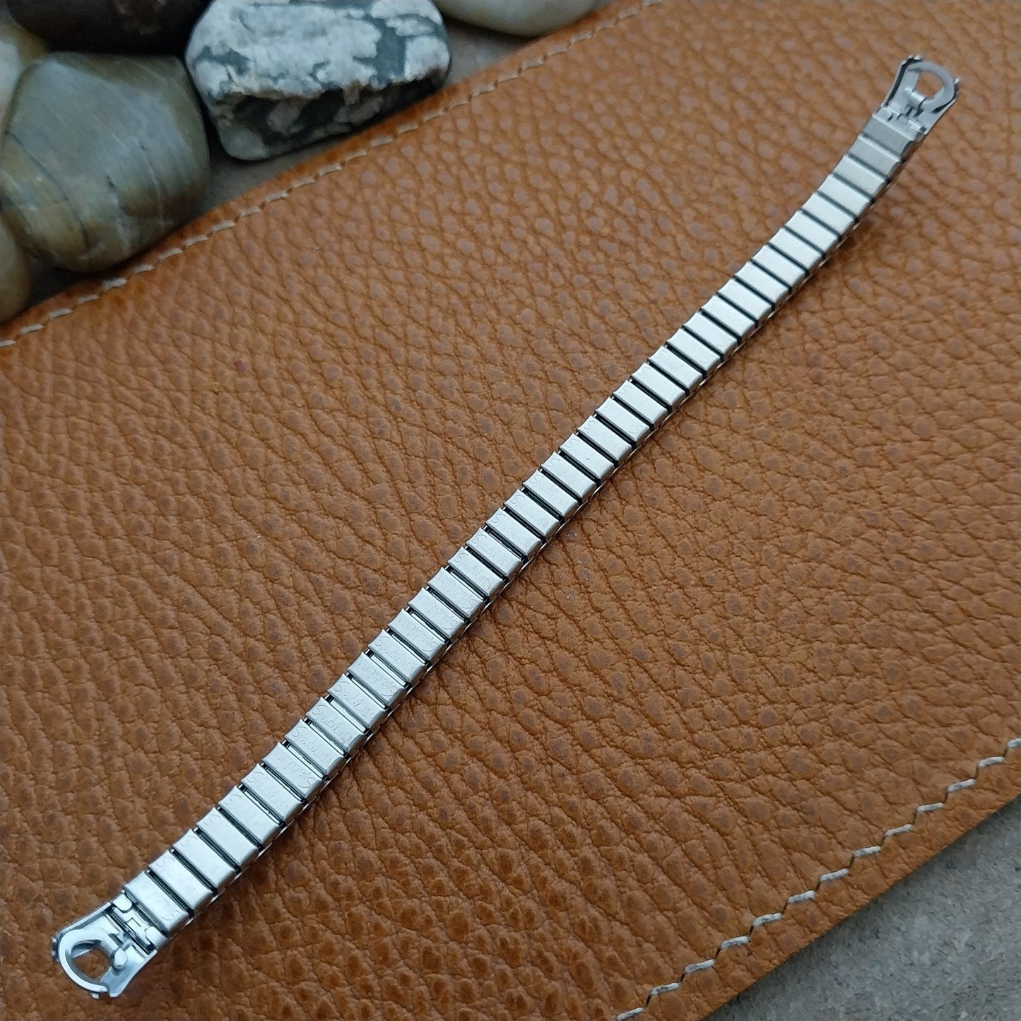 Vintage Speidel Ladies Classic Stretch Unused Stainless Cocktail Watch Band