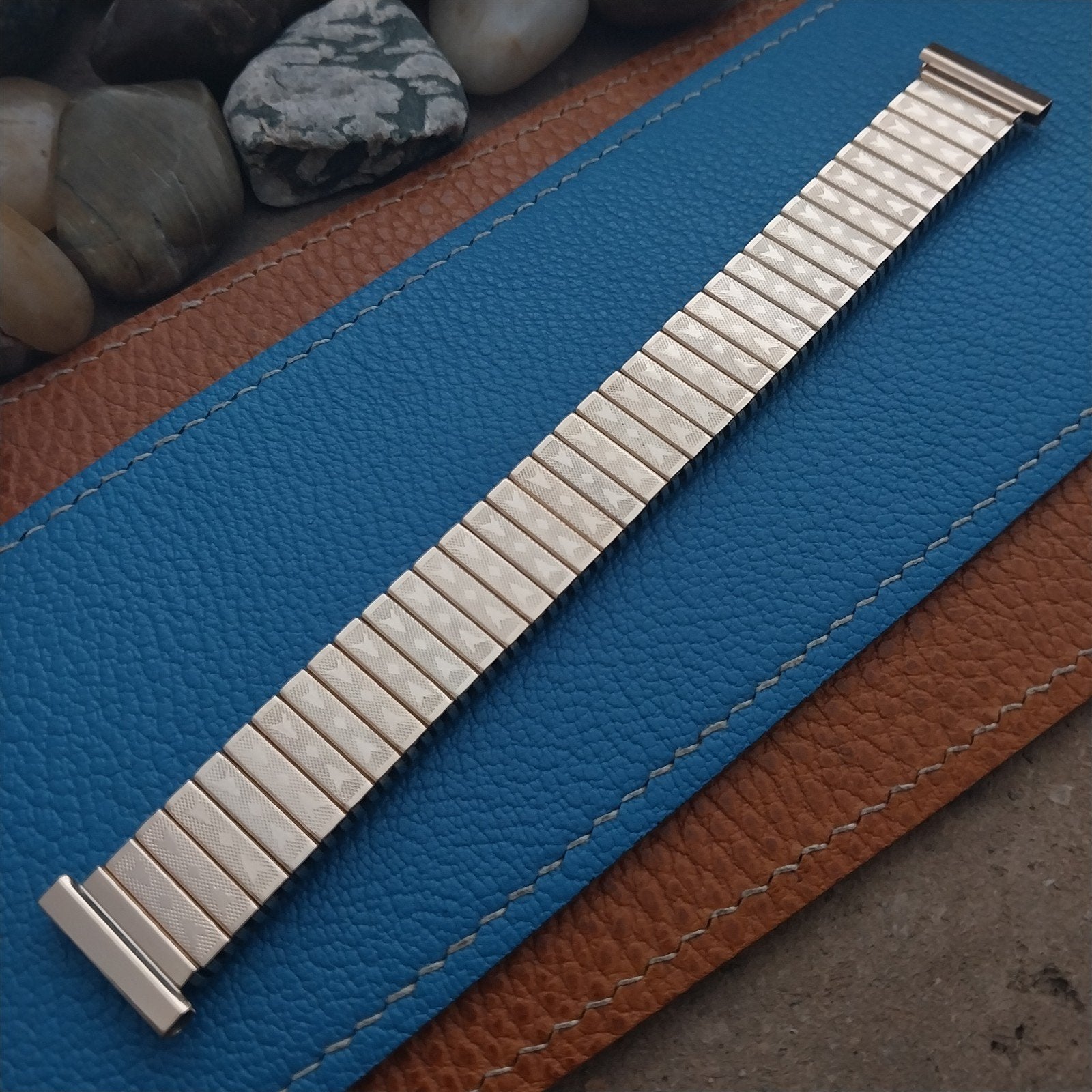 1950s Vintage Rose Gold Tone Classic Stretch Unused nos German Watch Band