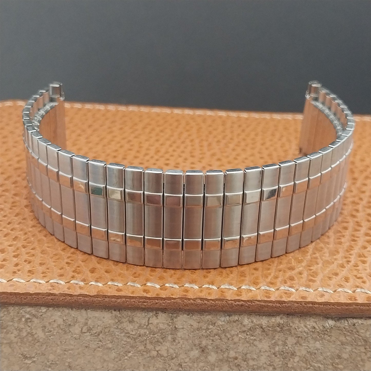 Vintage Wide Stainless Steel Classic Stretch 19mm 20mm 22mm Unused Watch Band