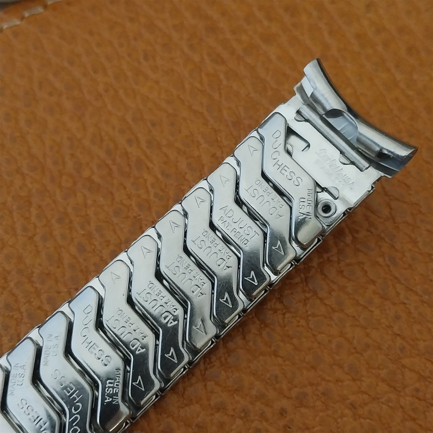 1960s Vintage Duchess 17.2mm Stainless Steel Unused Classic Stretch Watch Band