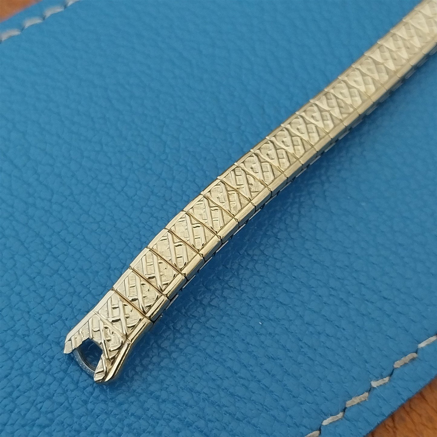 Vintage Ladies Rolled Gold Plate Speidel Twiston Unused Cocktail Watch Band