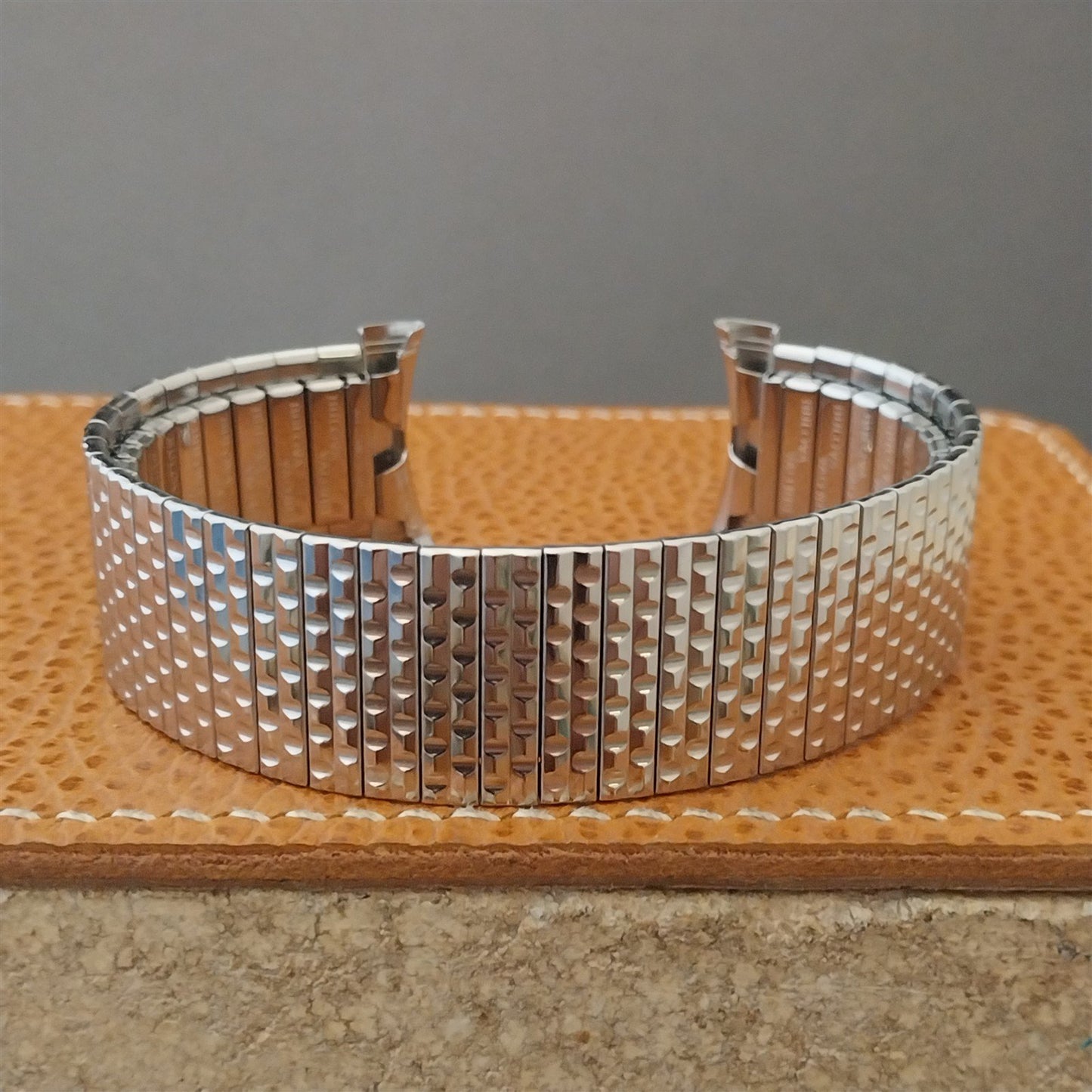 22mm 21mm 20mm Vintage Bulova Stainless Steel Classic Stretch 1970s Watch Band