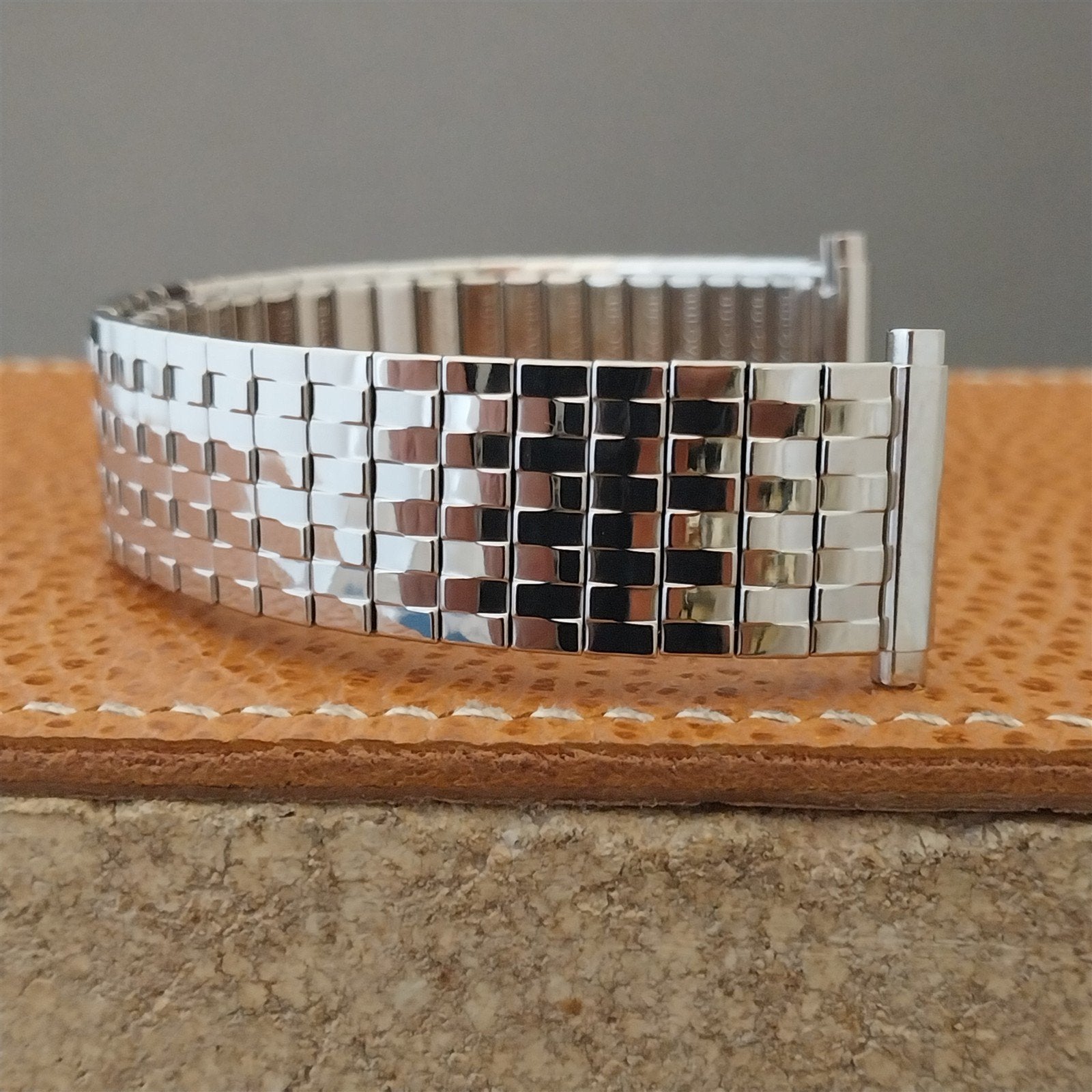 Vintage Bulova 1970s 16mm 18mm 19mm Stainless Steel Classic Stretch Watch Band