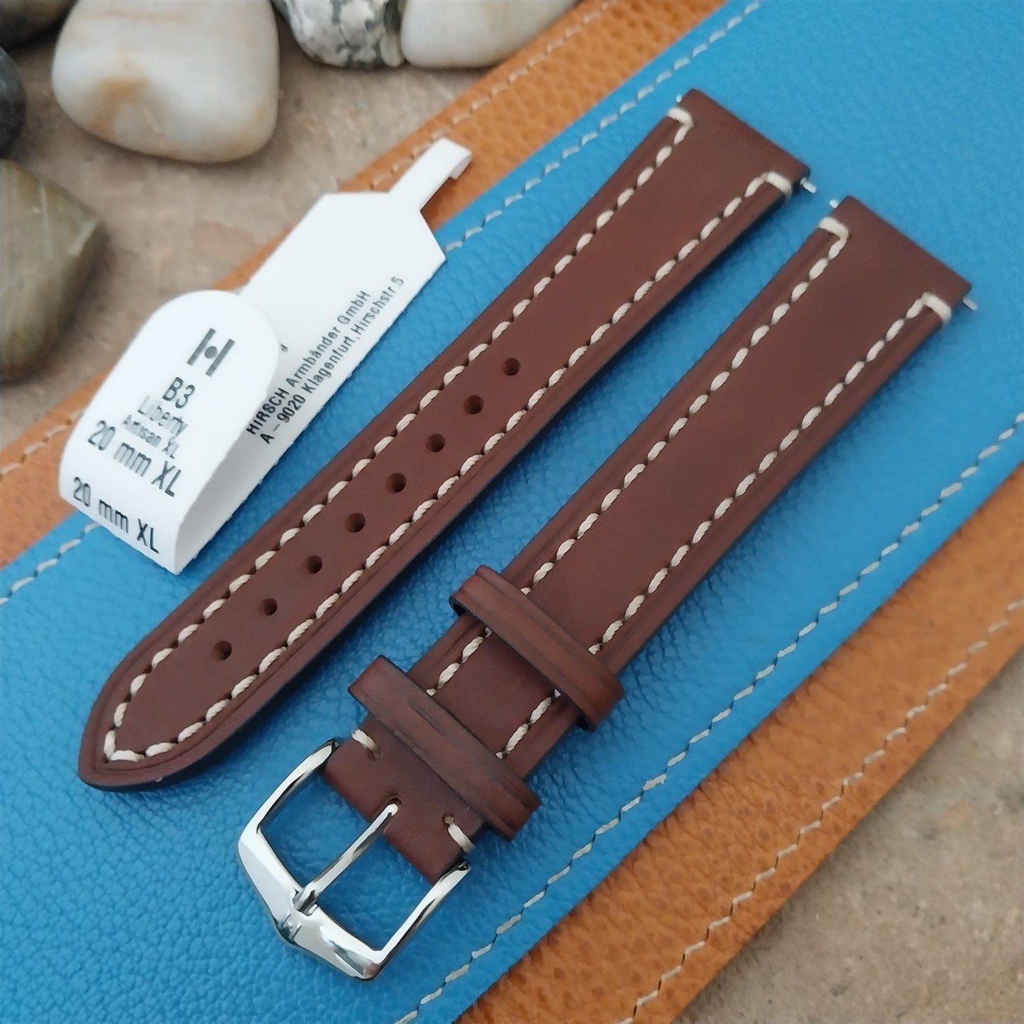 Brown 20mm Hirsch Liberty XL Artisan Leather Classic Tapered 20/18 Watch Band