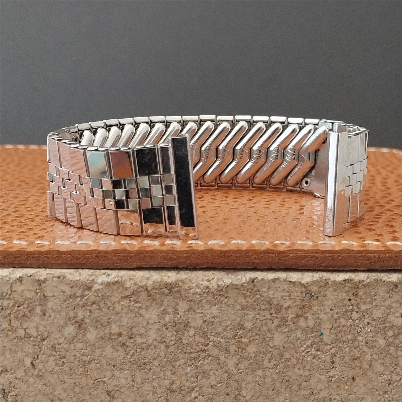 Vintage 19mm 18mm 17mm Kreisler White Gold-Fill Classic 1950s Unused Watch Band