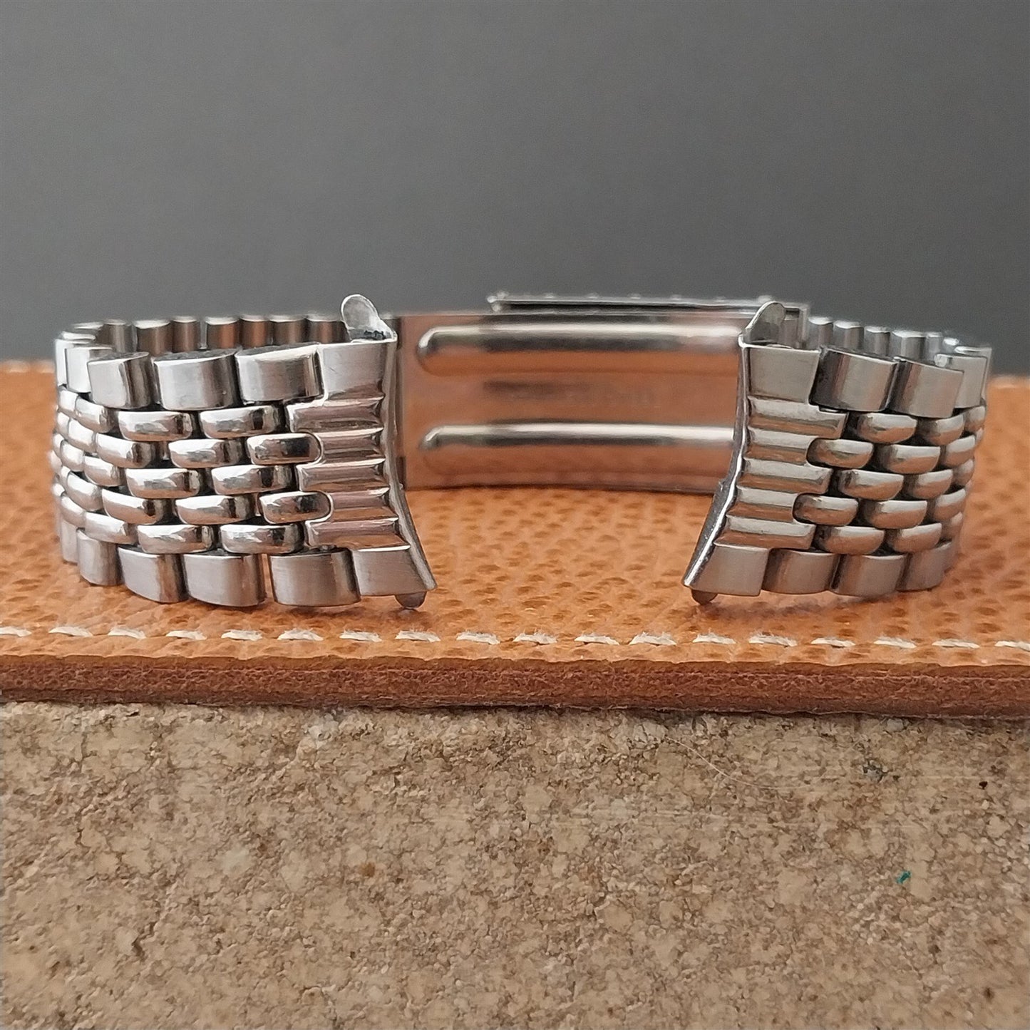 Vintage 18mm Stainless Steel Beads of Rice nos Classic 1960s Watch Band