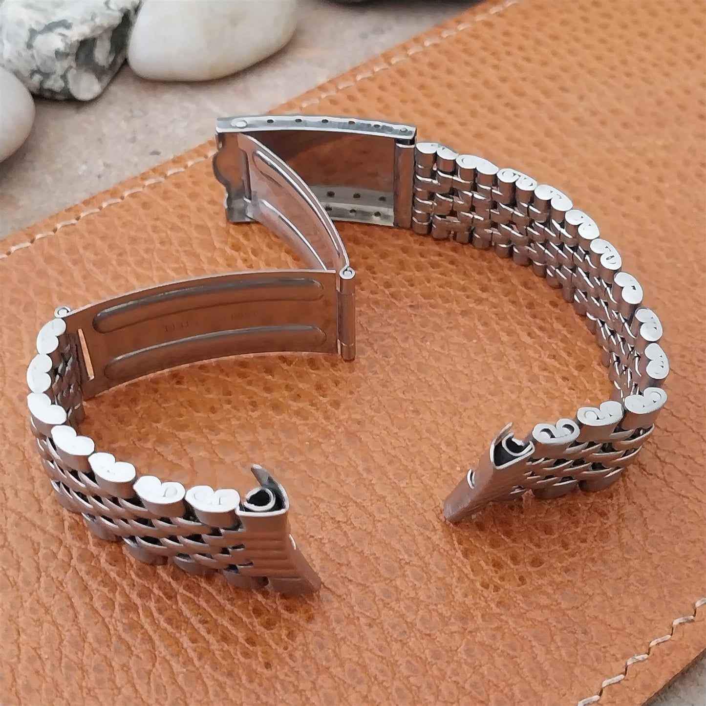 Vintage 18mm Stainless Steel Beads of Rice nos Classic 1960s Watch Band