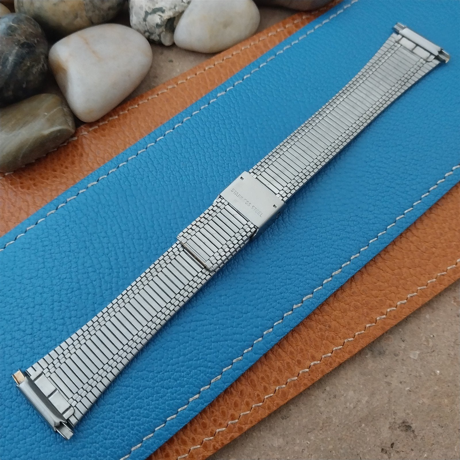 Stainless & Gold Tone 2pc LED LCD 16mm 18mm 20mm Unused 1970s Vintage Watch Band