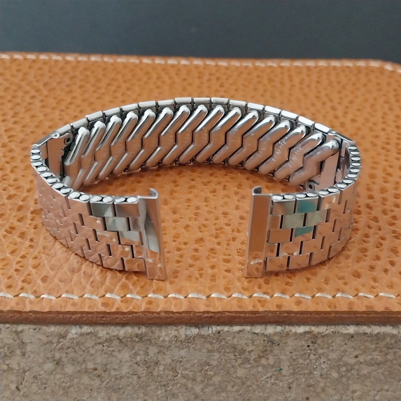 Vintage 19mm 18mm 17mm White Gold-Filled Kreisler NOS Classic 1950s Watch Band