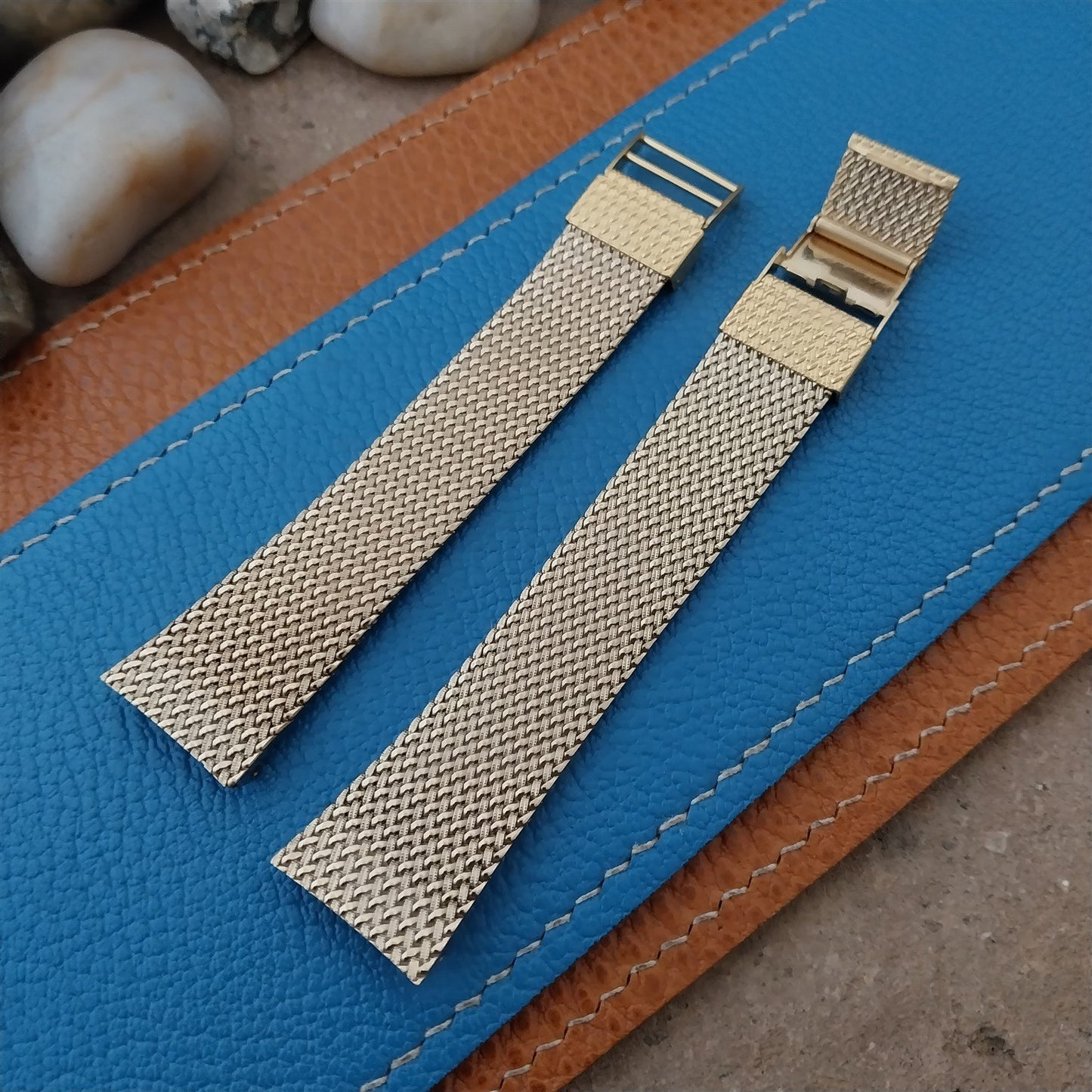 Vintage Seiko Japan 12mm Single Lug Mens Classic Yellow GoldTone Mesh Watch Band