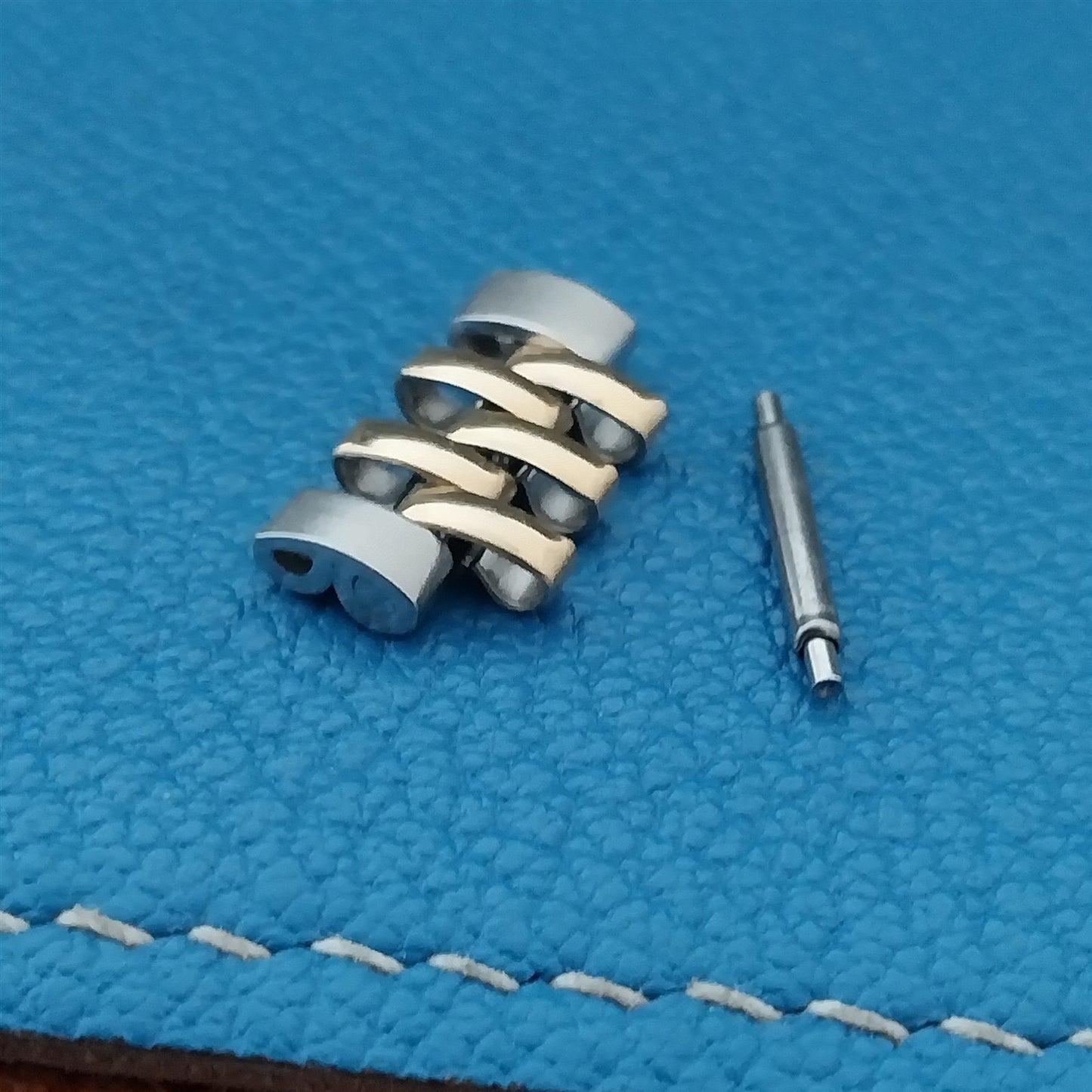 1 Vintage Seiko Beads of Rice Stainless & Gold Filled NOS Unused Watch Band Link