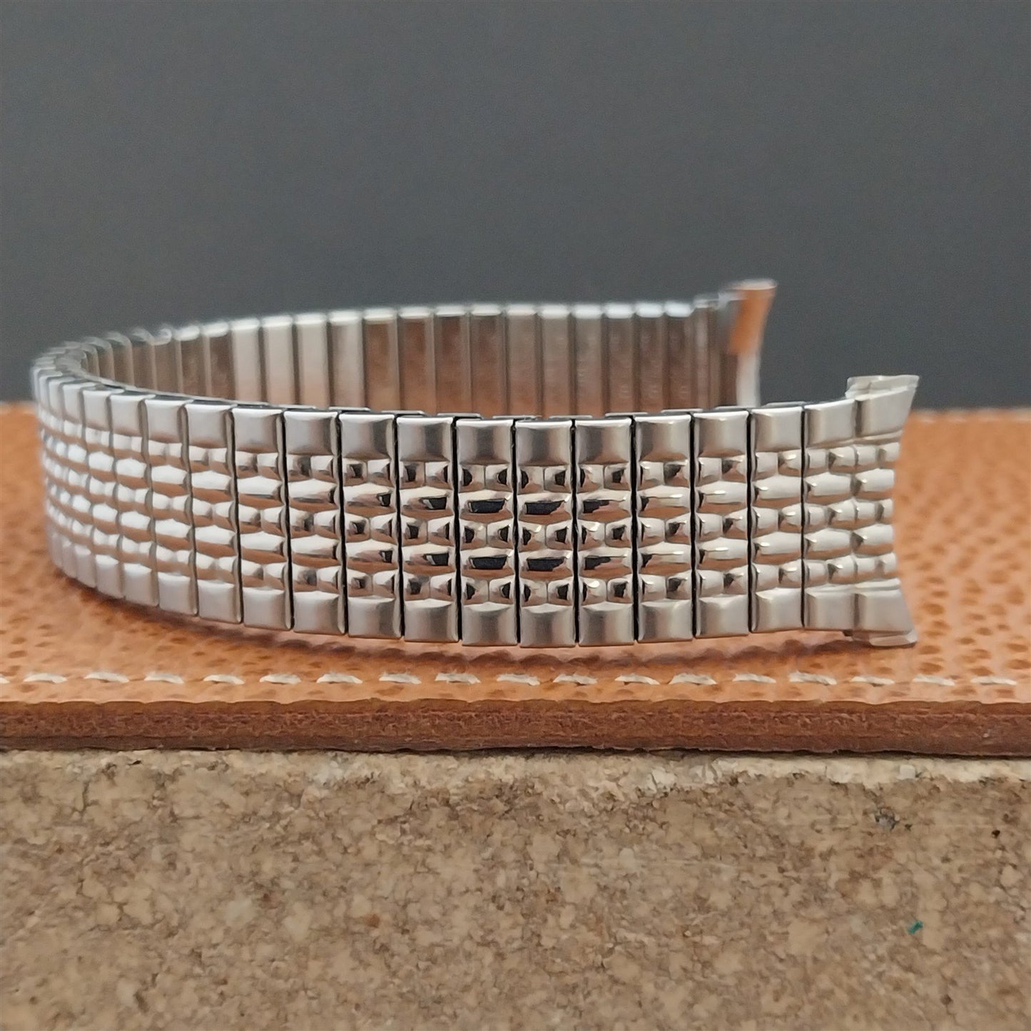 Vintage 19mm 18mm 1968 Long Stainless Steel Rice Beads Speidel Unused Watch Band