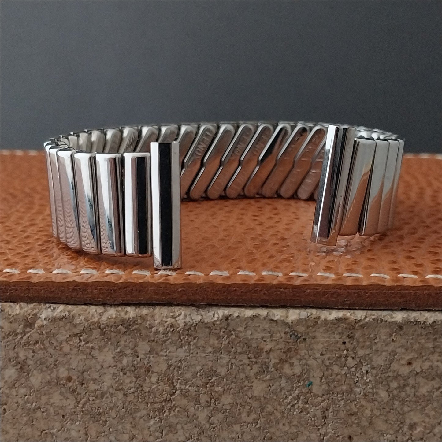 16mm 18mm 19mm Classic 1960s Vintage Lenox Stainless Stretch Unused Watch Band