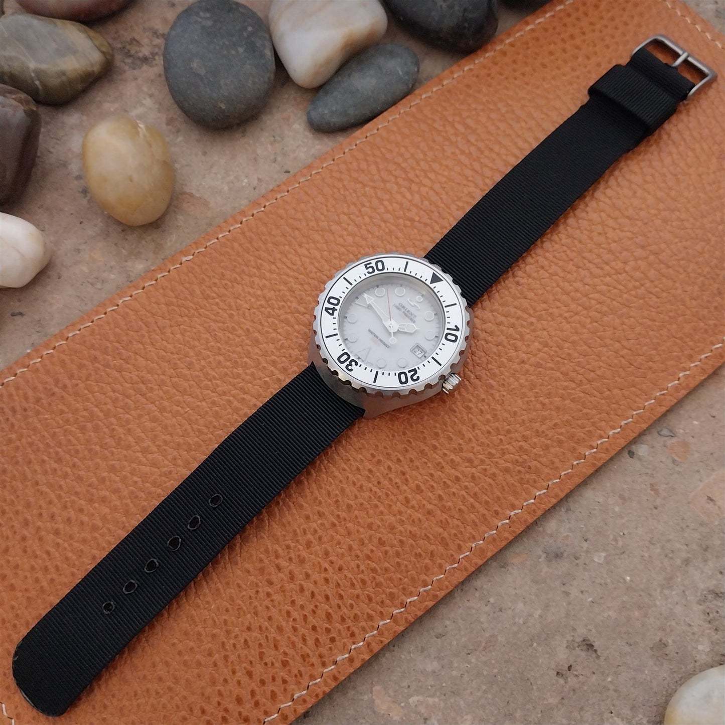 Vintage 18mm Stiff Black Nylon Single Pass Classic 1960s Unused Watch Band