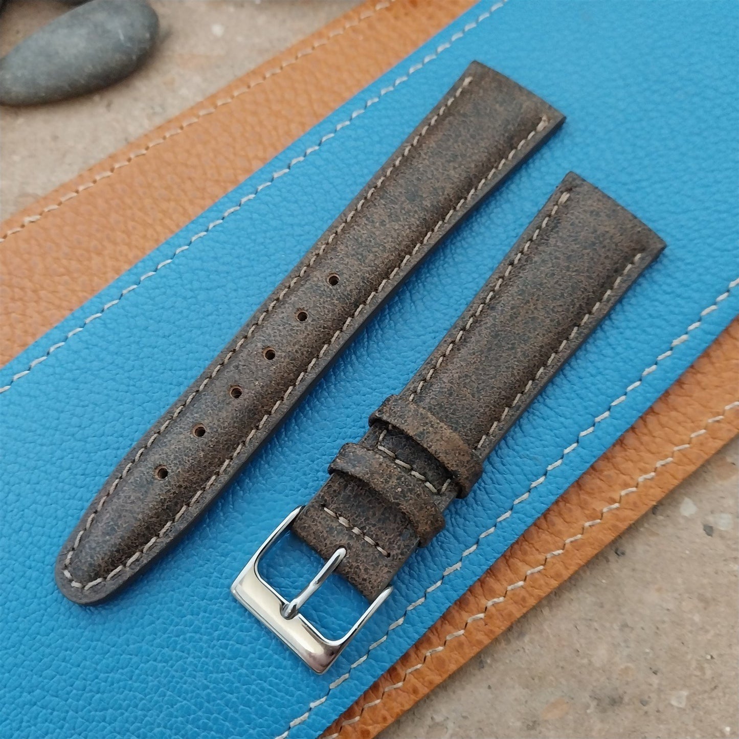 20mm Hadley Roma Rustic Brown Leather Unused Tapered 20/16 Watch Strap