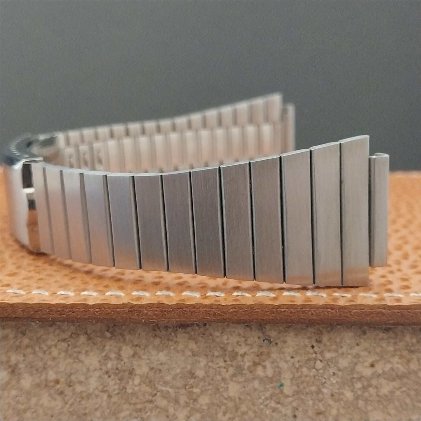Vintage 18mm Flared Stainless Steel JB Champion Unused 1970s Classic Watch Band