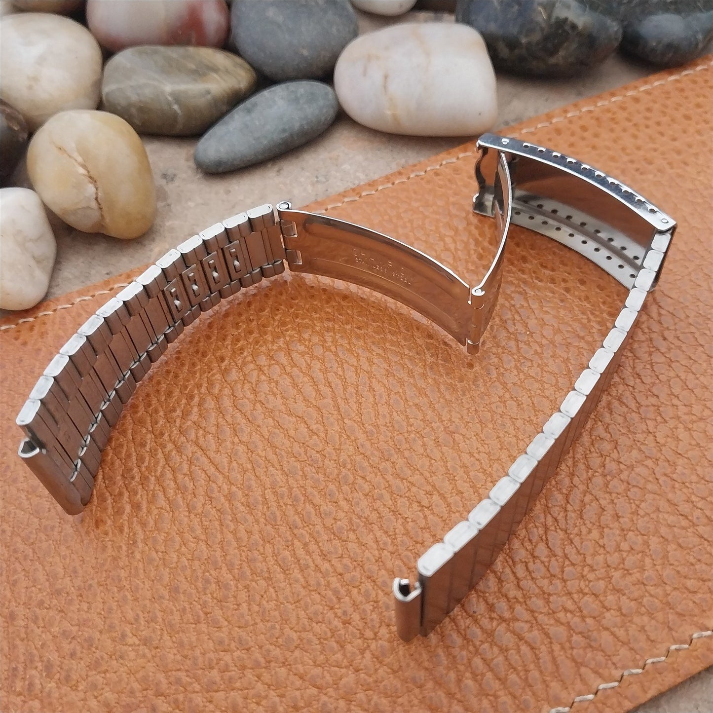 Vintage 18mm Flared Stainless Steel JB Champion Unused 1970s Classic Watch Band