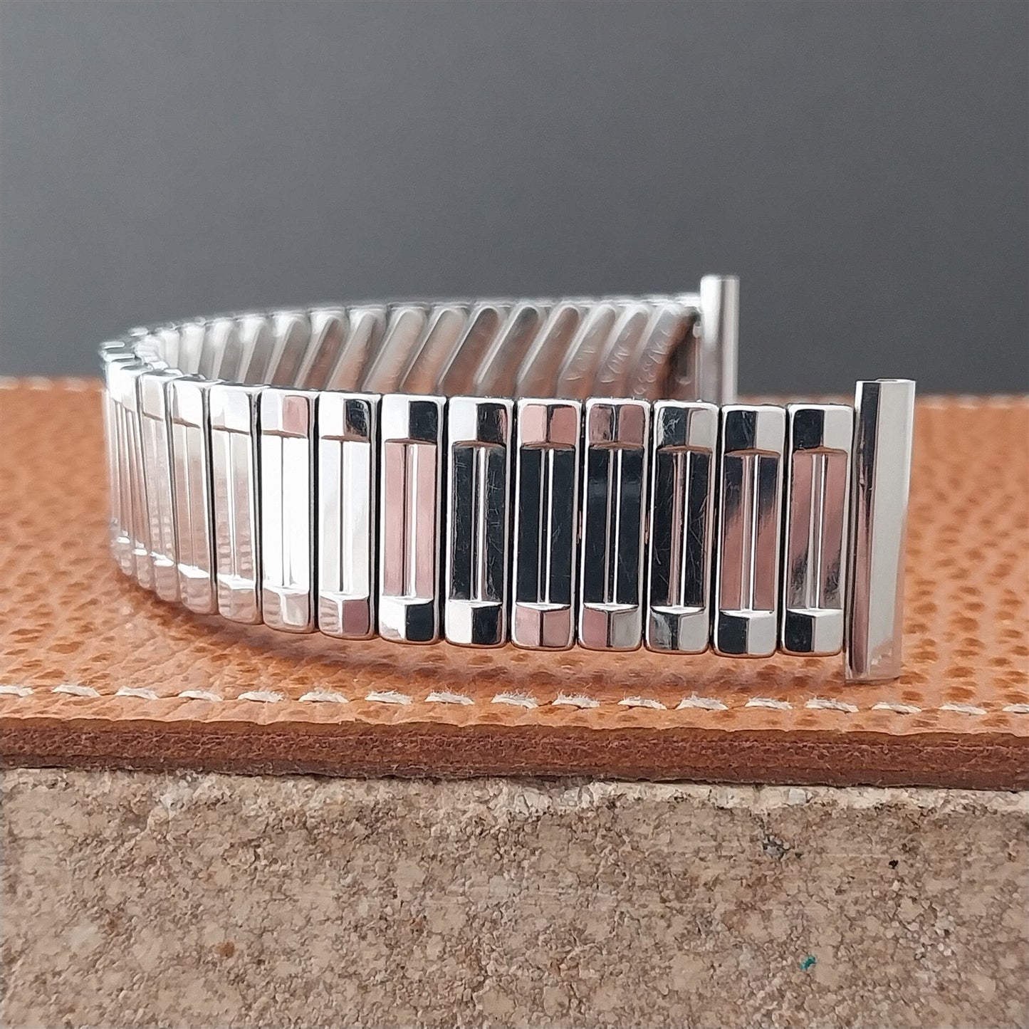 Vintage 19mm 18mm 16mm Lenox Classic Stainless Stretch Unused 1960s Watch Band