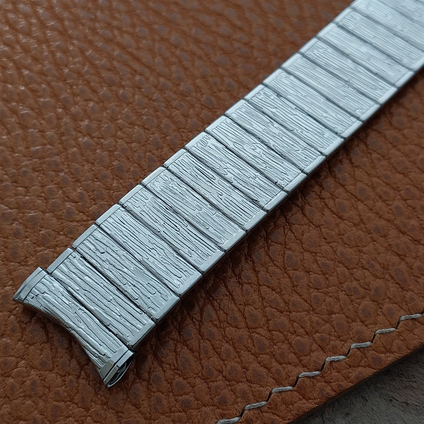 17.2mm 1960s Vintage Stainless Steel Uniflex Slim Expansion Unused Watch Band