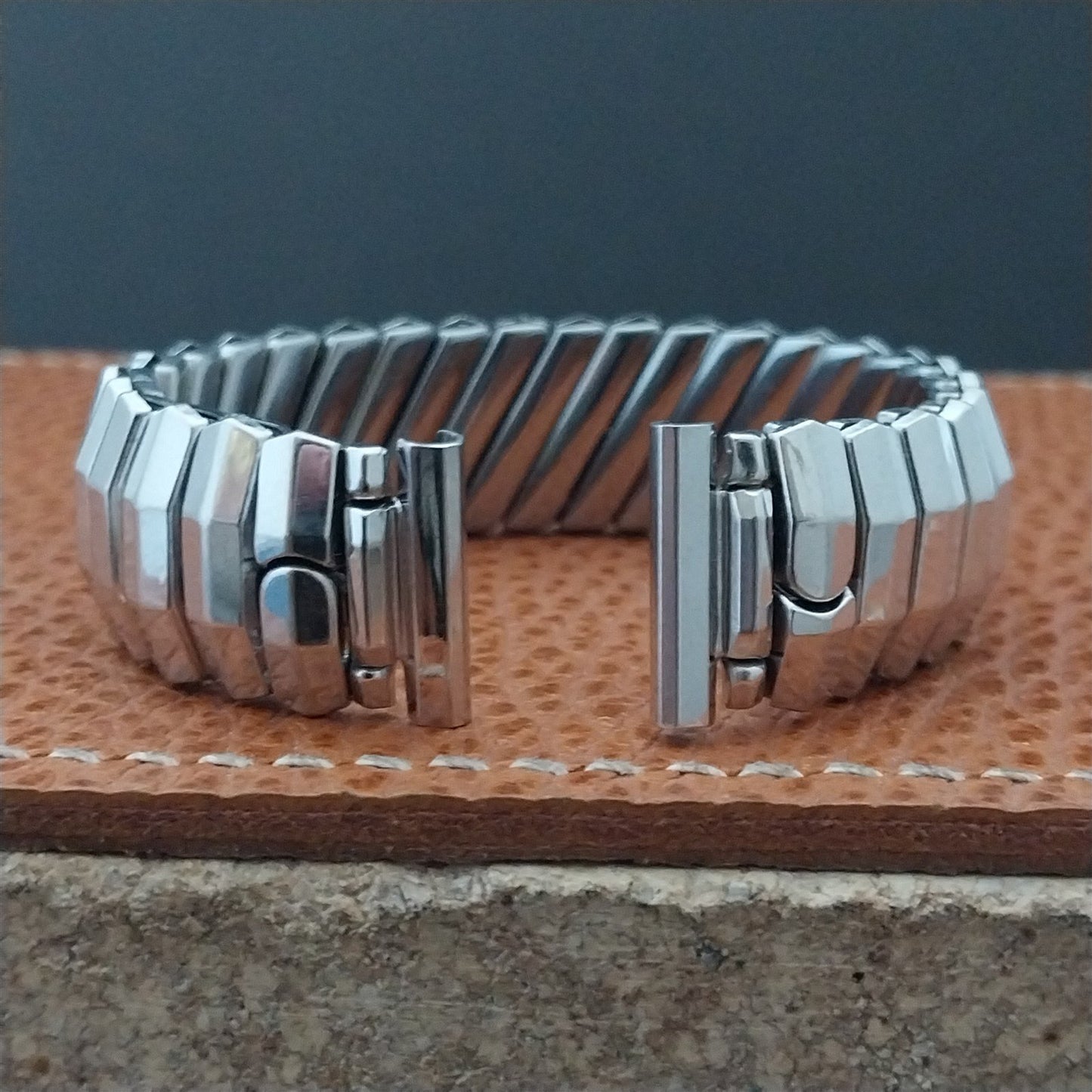 Vintage 5/8" Bulova White Gold-Filled Unused 1950s Classic Stretch Watch Band