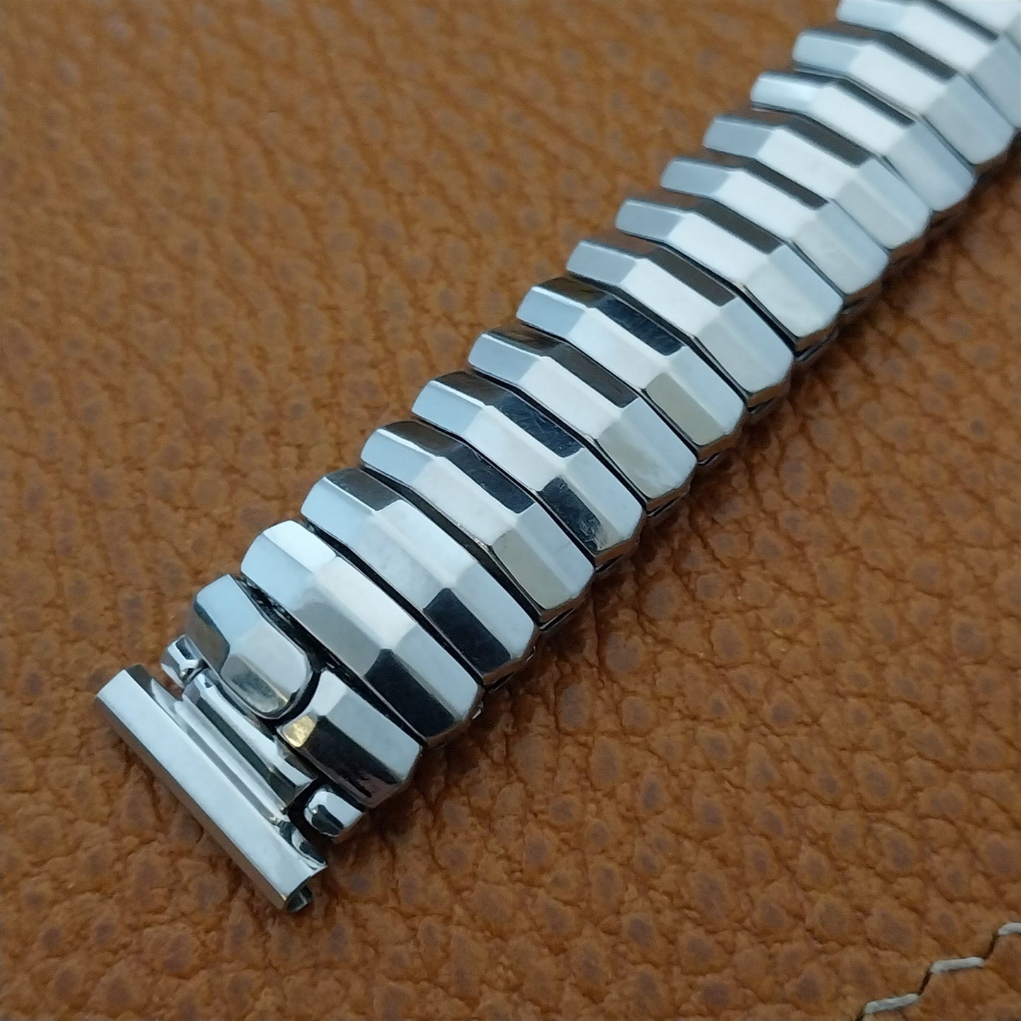 Vintage 5/8" Bulova White Gold-Filled Unused 1950s Classic Stretch Watch Band