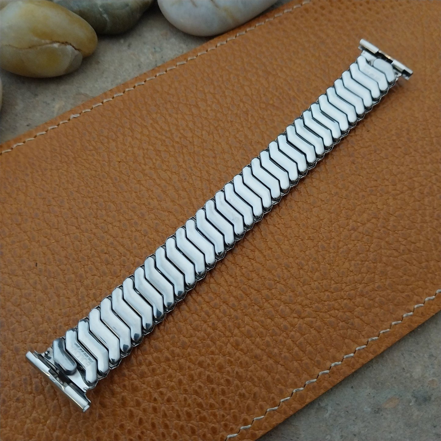 Vintage 19mm 16mm Bulova White Gold-Fill Unused 1950s Classic Stretch Watch Band