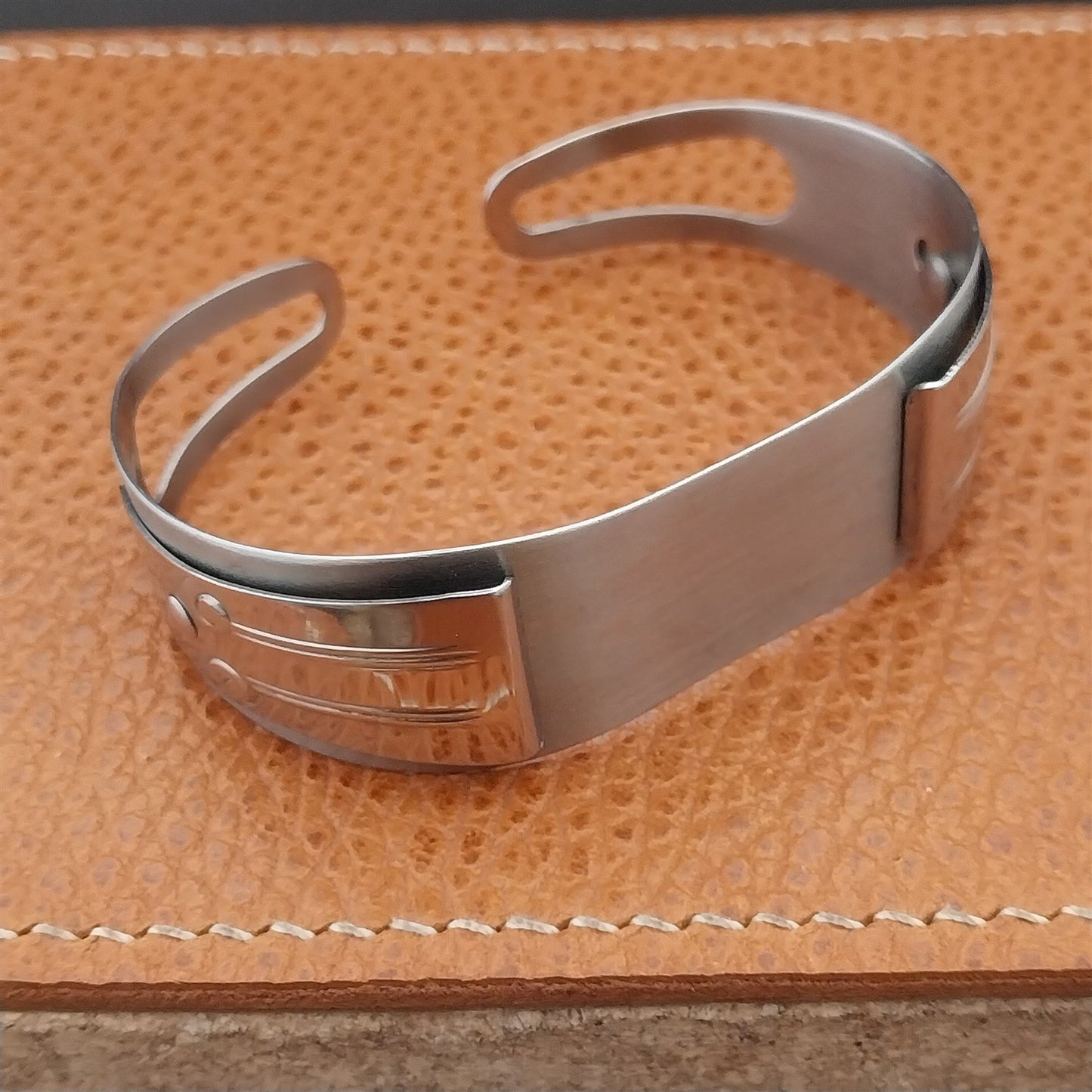 5/8" Vintage Don Juan Chicago Guardsman Stainless Cuff Medium Unused Watch Band