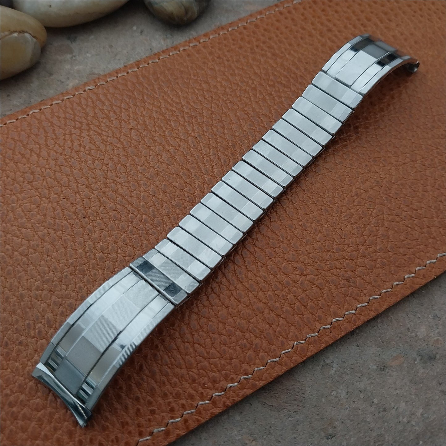 The Correct Original 1950s Waltham Skindiver Admiral Stainless Steel Watch Band