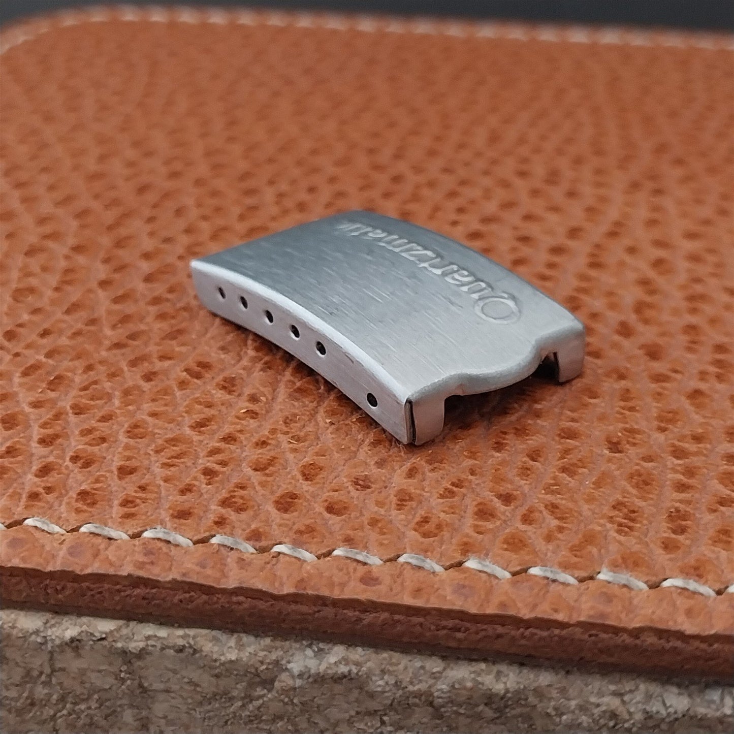 Vintage Quartzmatic Stainless Steel NOS Classic 1970s Unused Watch Band Clasp