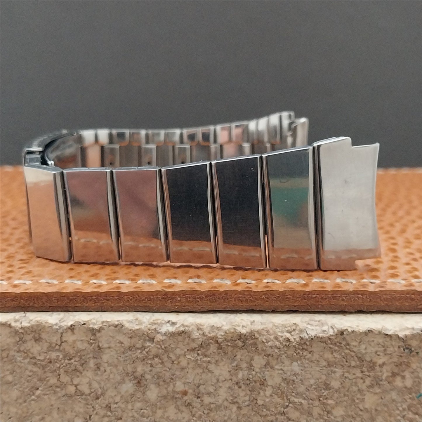 1970s Vintage Timex Stainless Steel 19mm Unused Classic Watch Band