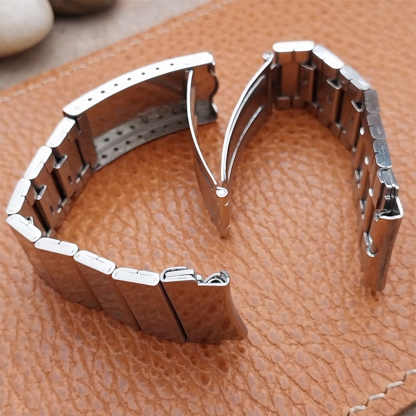 1970s Vintage Timex Stainless Steel 19mm Unused Classic Watch Band