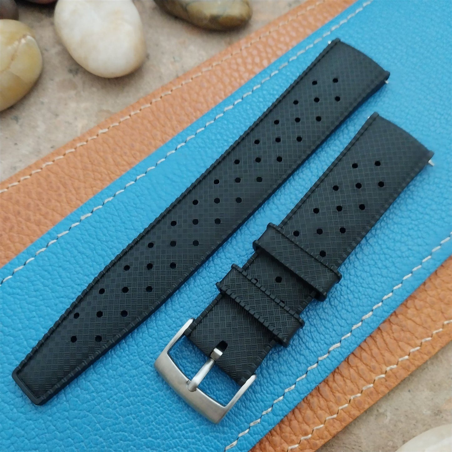 20mm FKM Rubber Black Classic Divers Watch Strap & Quick Release Spring Bars