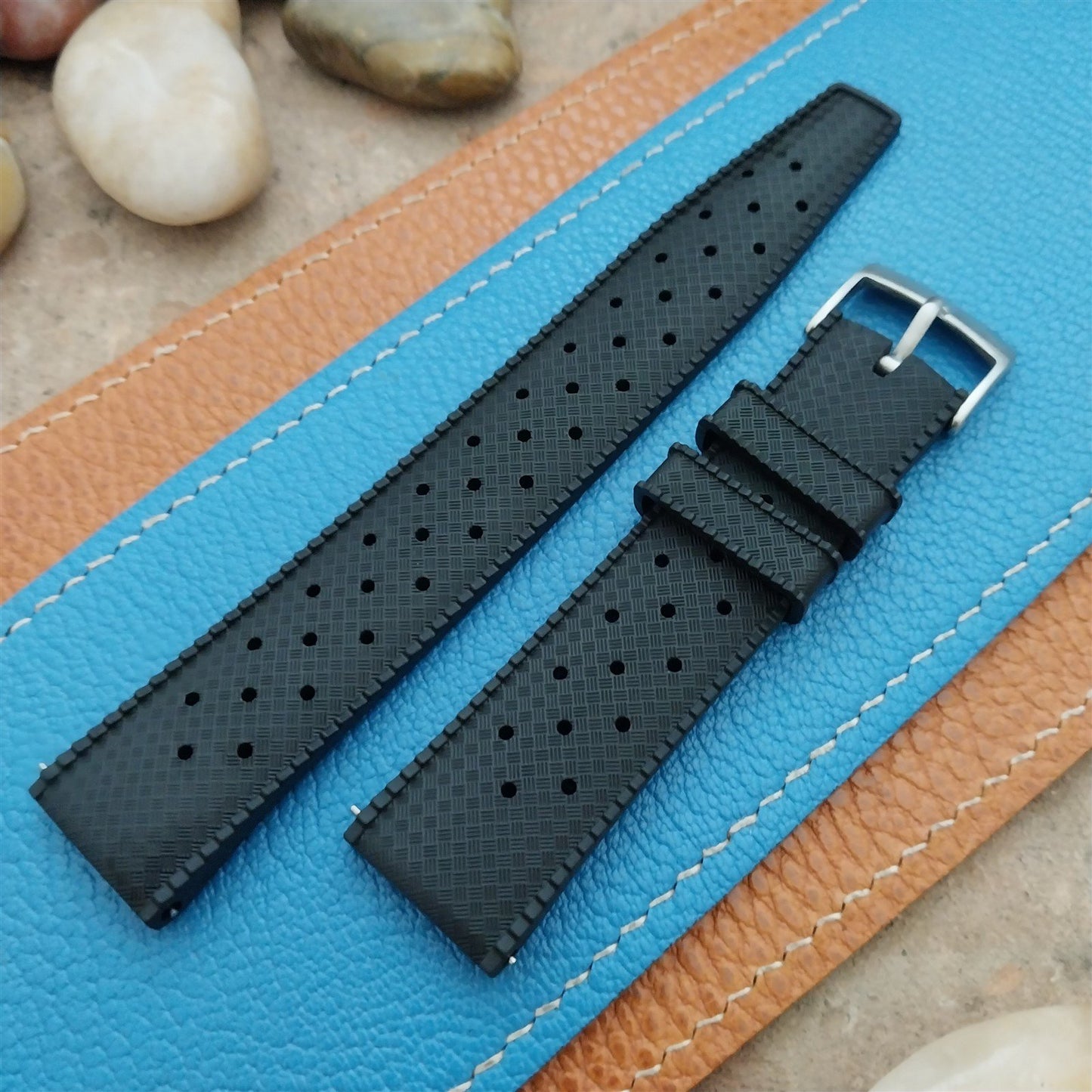 20mm FKM Rubber Black Classic Divers Watch Strap & Quick Release Spring Bars