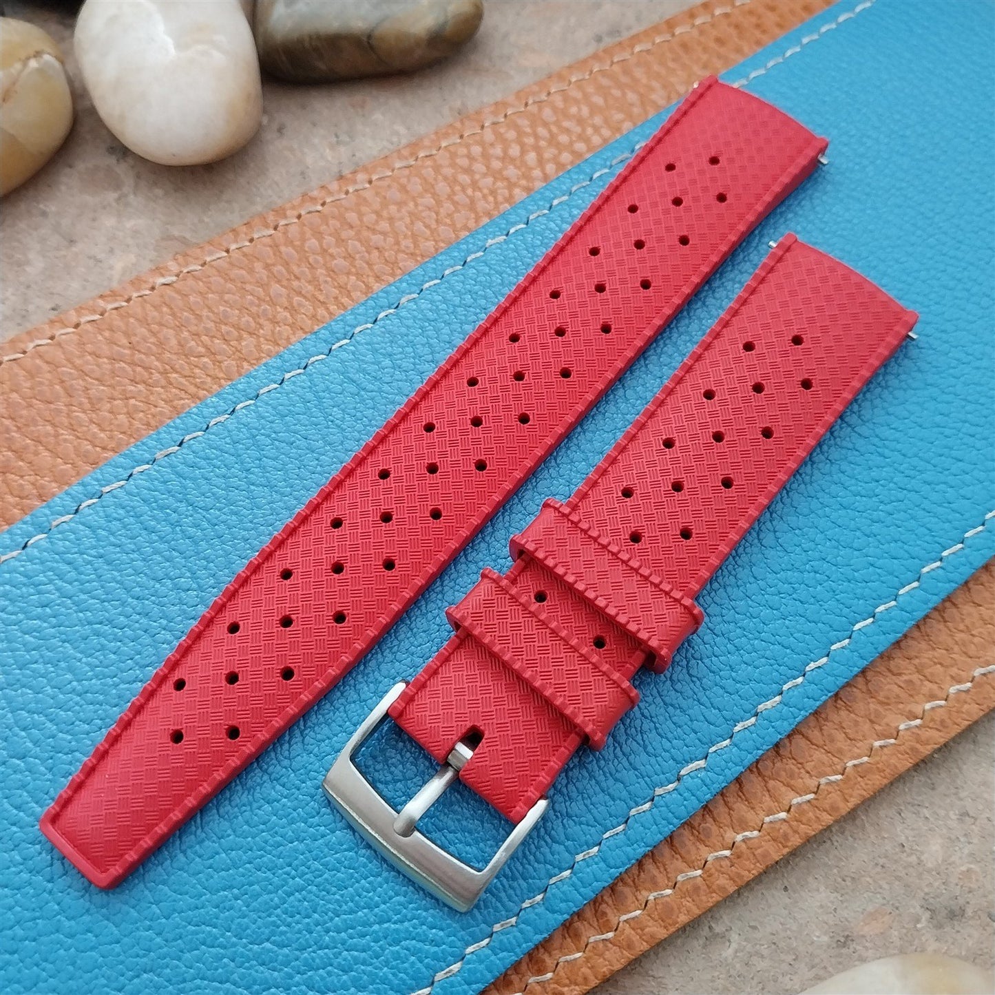 20mm FKM Rubber Red Classic Divers Watch Strap & Quick Release Spring Bars