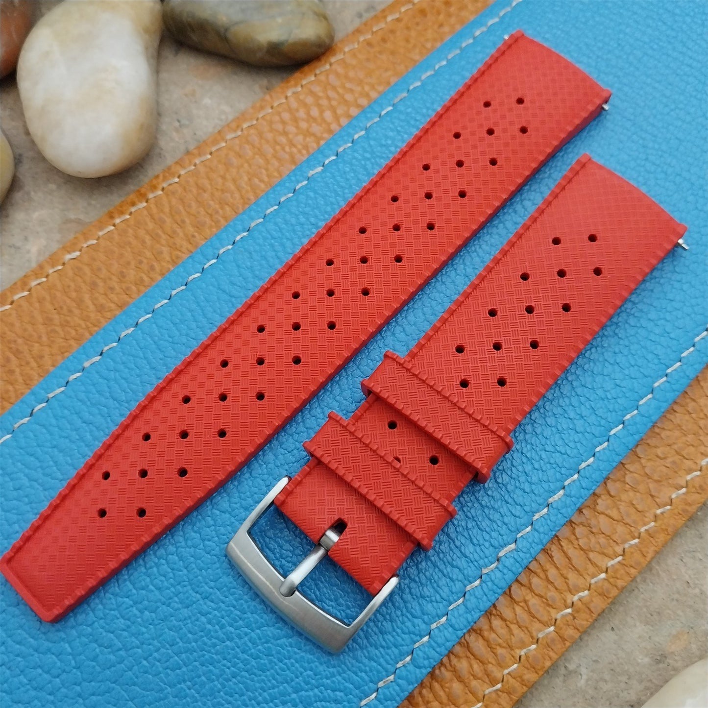 22mm FKM Tropical Red Tapered Divers Watch Strap & Quick Release Spring Bars