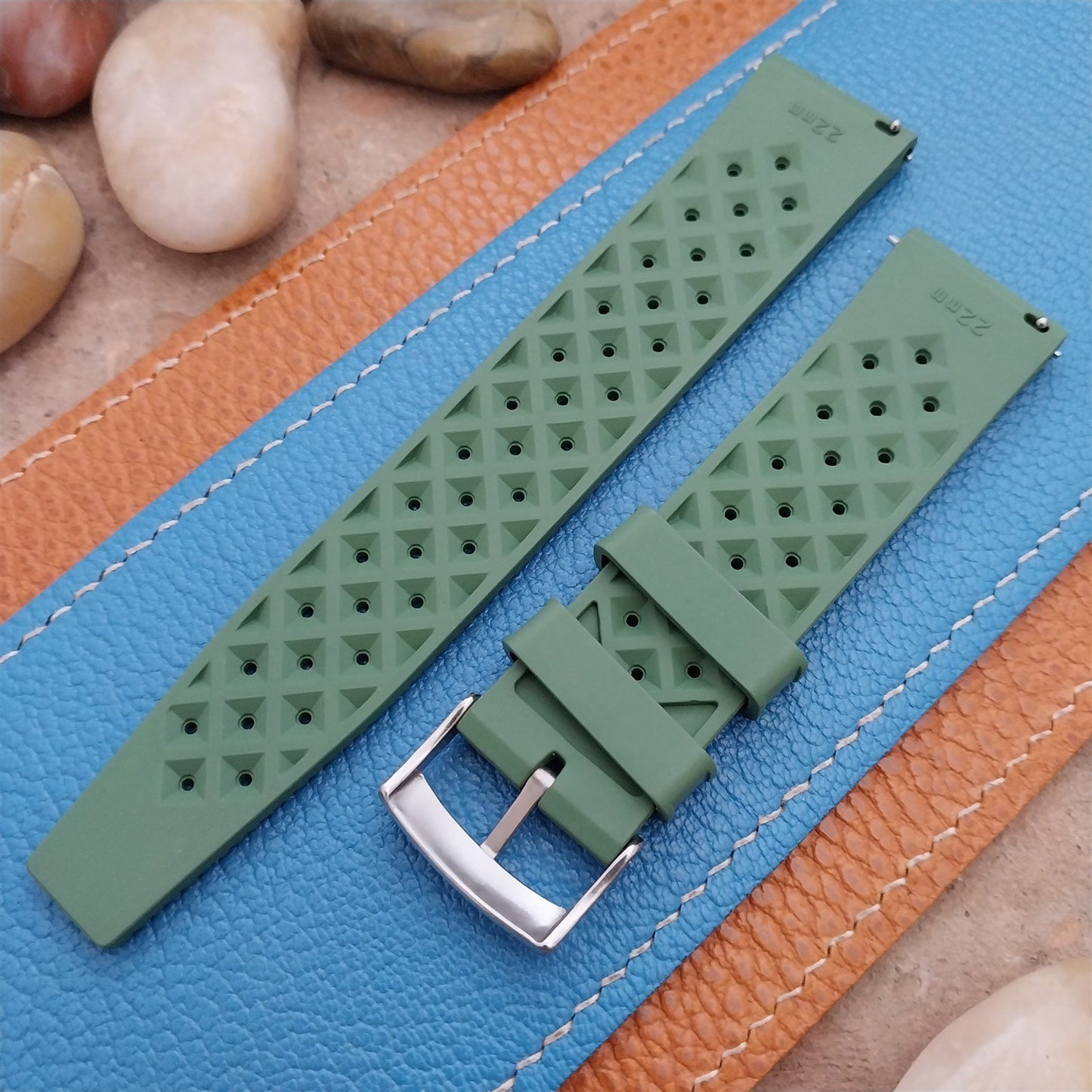 22mm FKM Tropical Green Tapered Divers Watch Strap & Quick Release Spring Bars