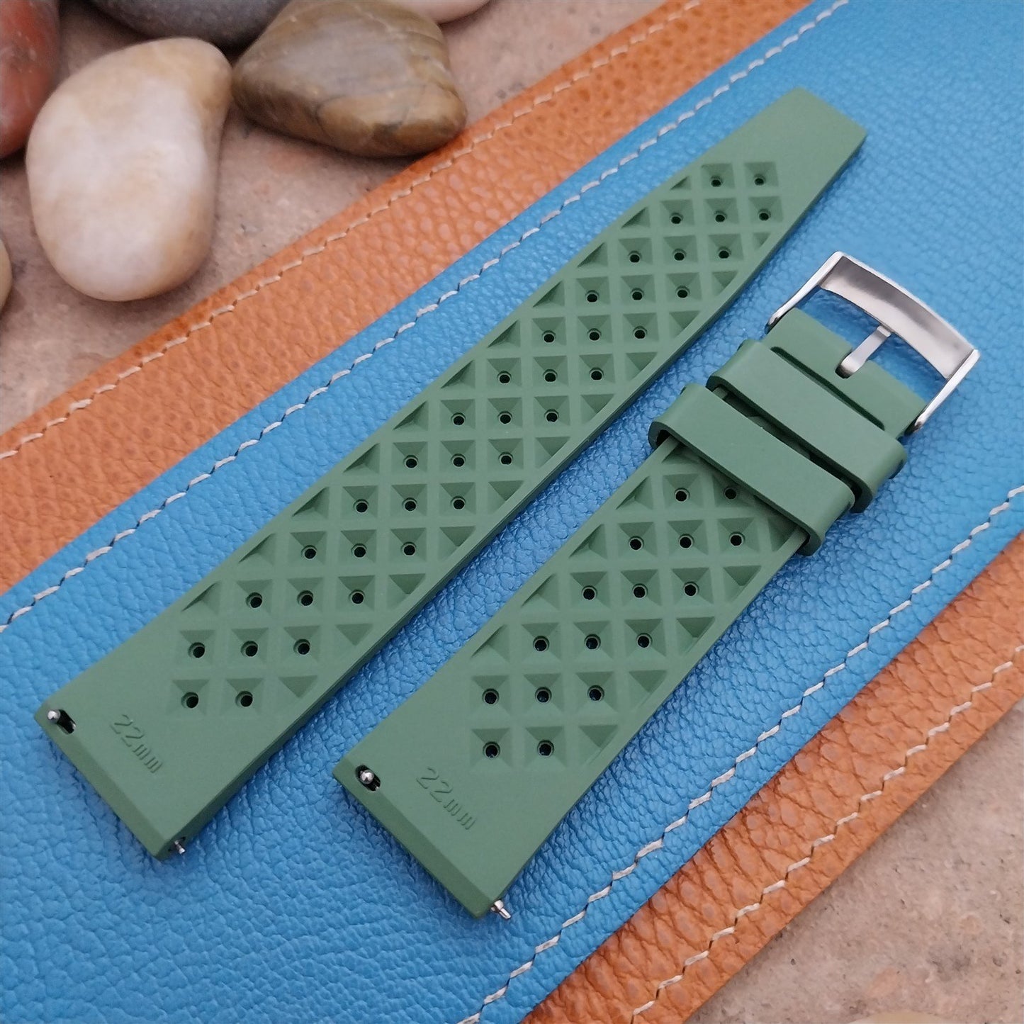 22mm FKM Tropical Green Tapered Divers Watch Strap & Quick Release Spring Bars