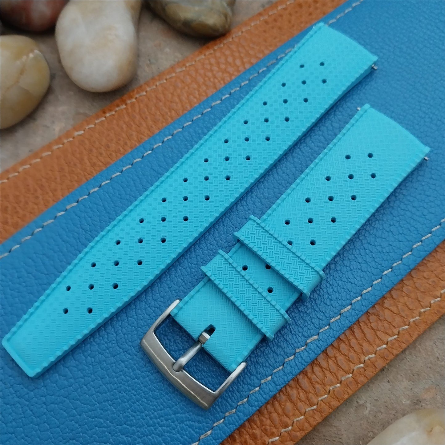 22mm FKM Tropical Sky Blue Tapered Divers Watch Strap& Quick Release Spring Bars