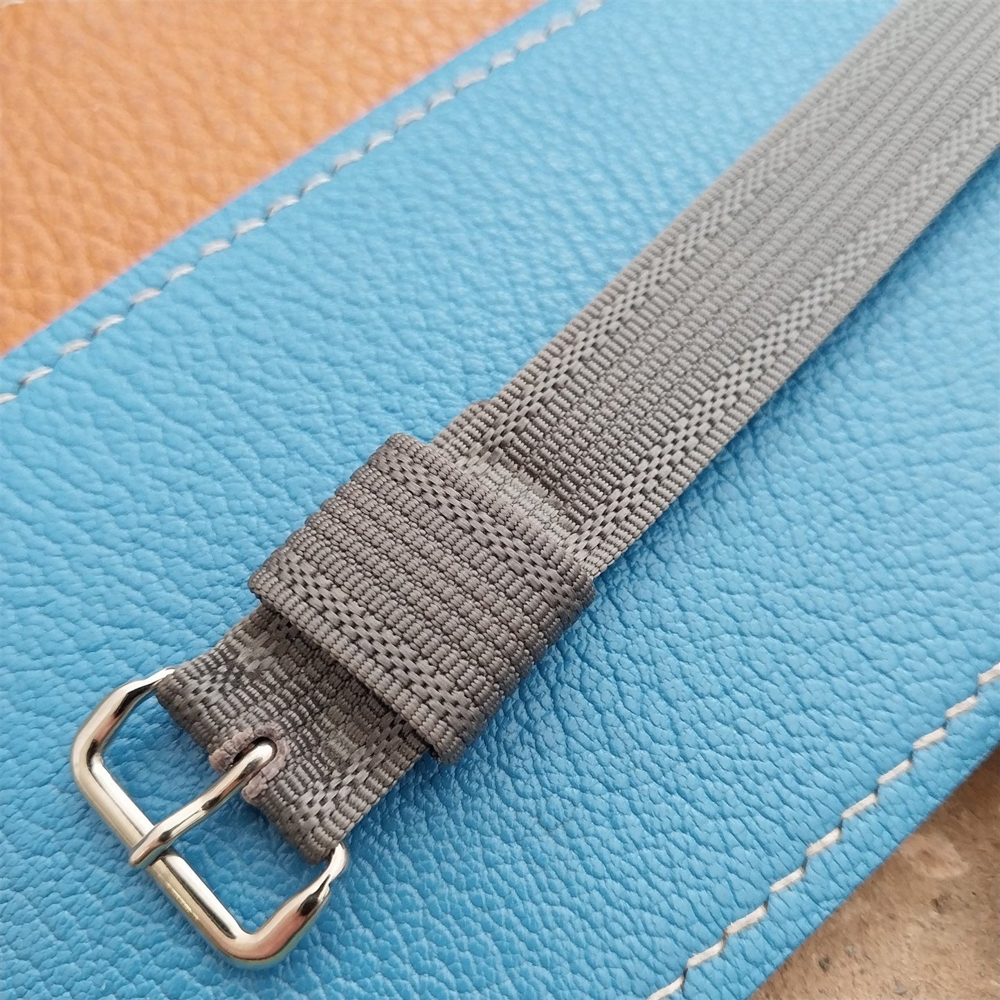 Vintage 16mm Gray Ribbed Nylon Single-Pass Short NOS Classic 1950s Watch Strap