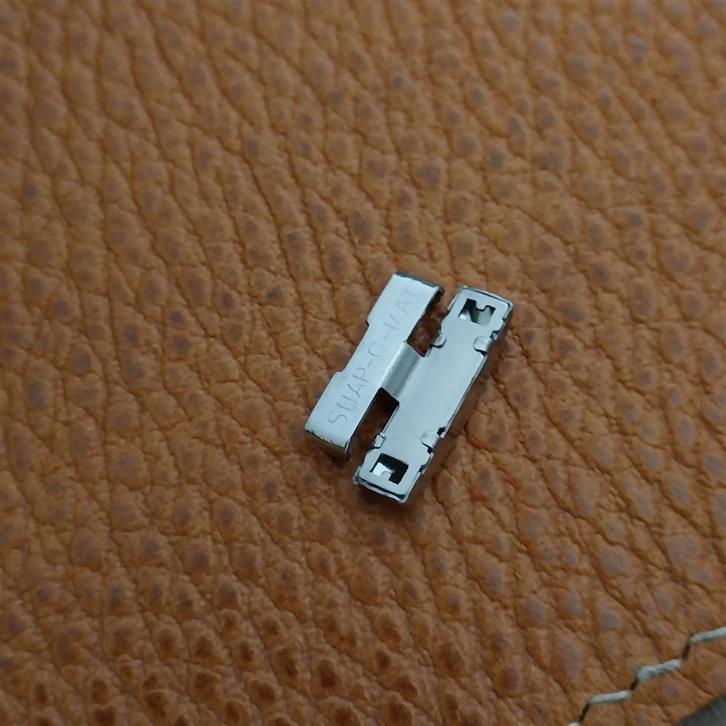 1 Lenox Snap-O-Mat Stainless Steel Unused LINK add 4mm to Vintage Watch Band