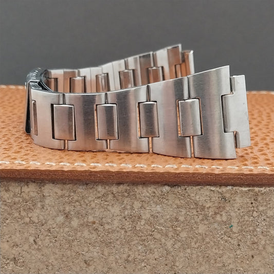 Vintage 19mm Benrus Stainless Steel Prospect Flared Classic 1970s Watch Band