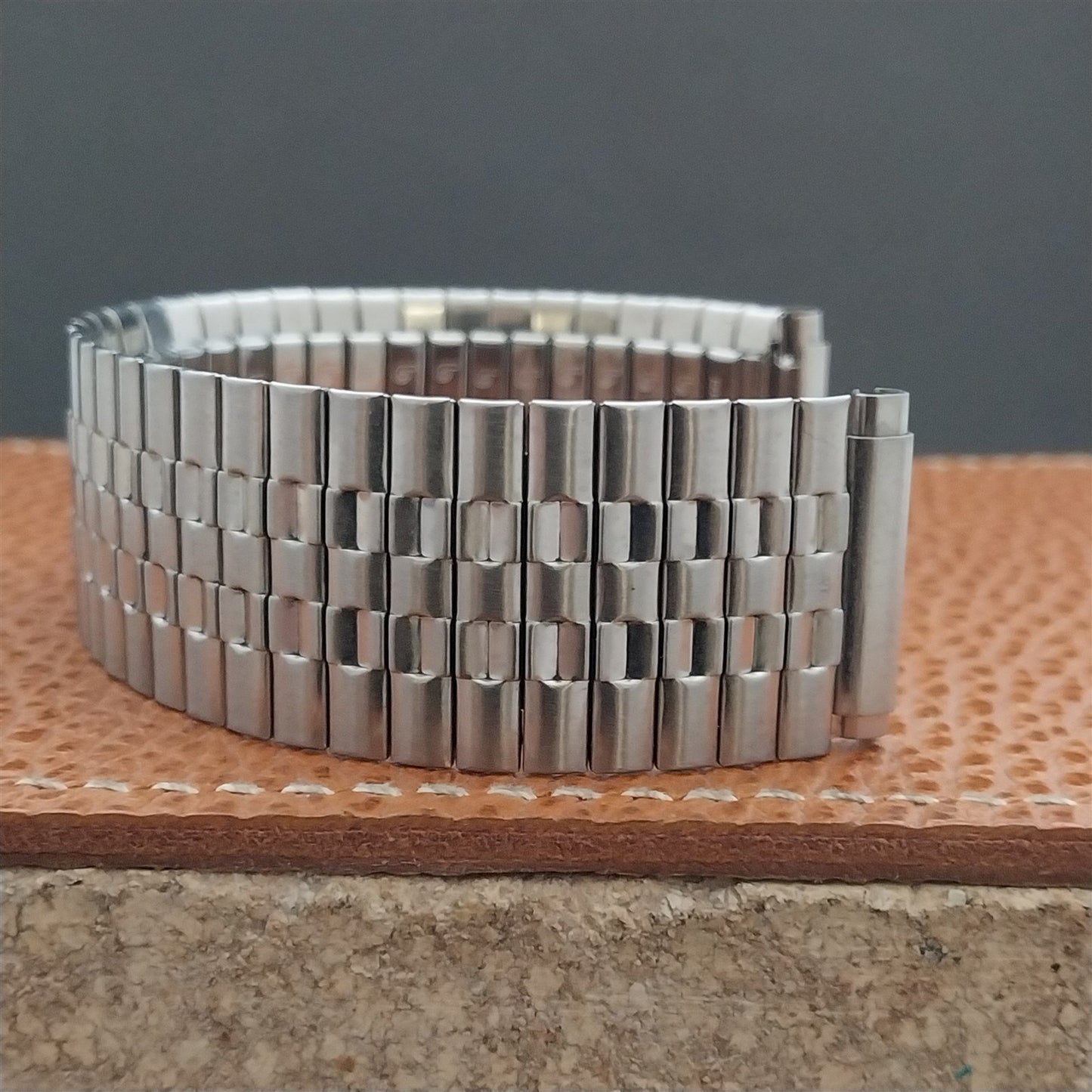 Vintage Wide Stainless Steel Classic Stretch 19mm 20mm 22mm Unused Watch Band