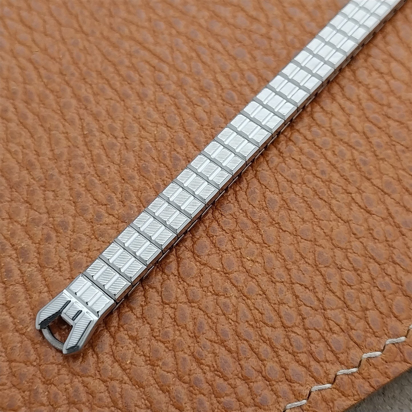 Vintage Speidel Ladies Classic Stretch Unused Stainless Cocktail Watch Band