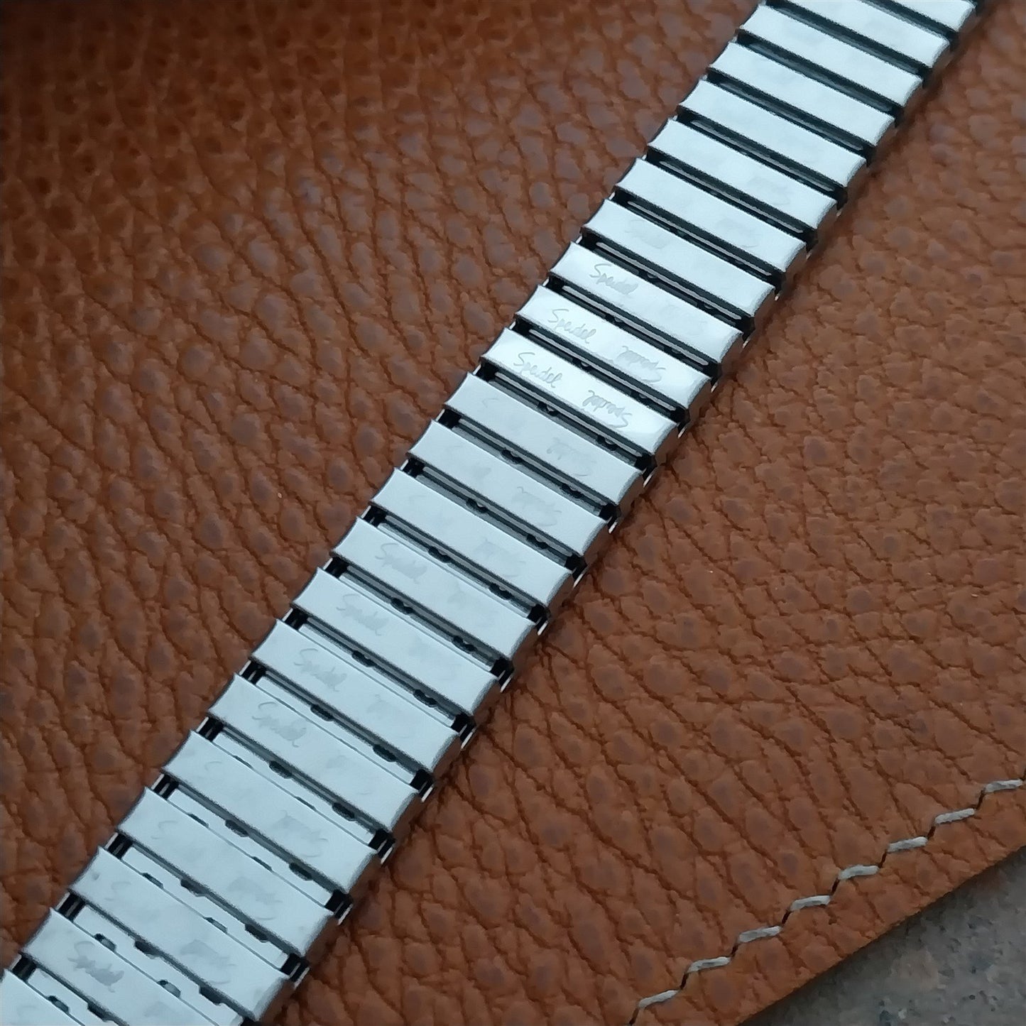 18mm 19mm 20mm 1970s Stainless Steel Unused Flared Vintage Watch Band Speidel